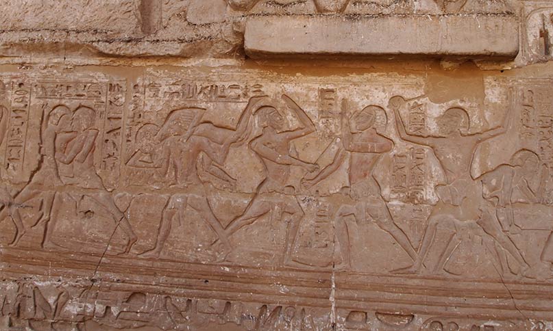 Ringer und Stockfechter im Tempel von Medinet Habu